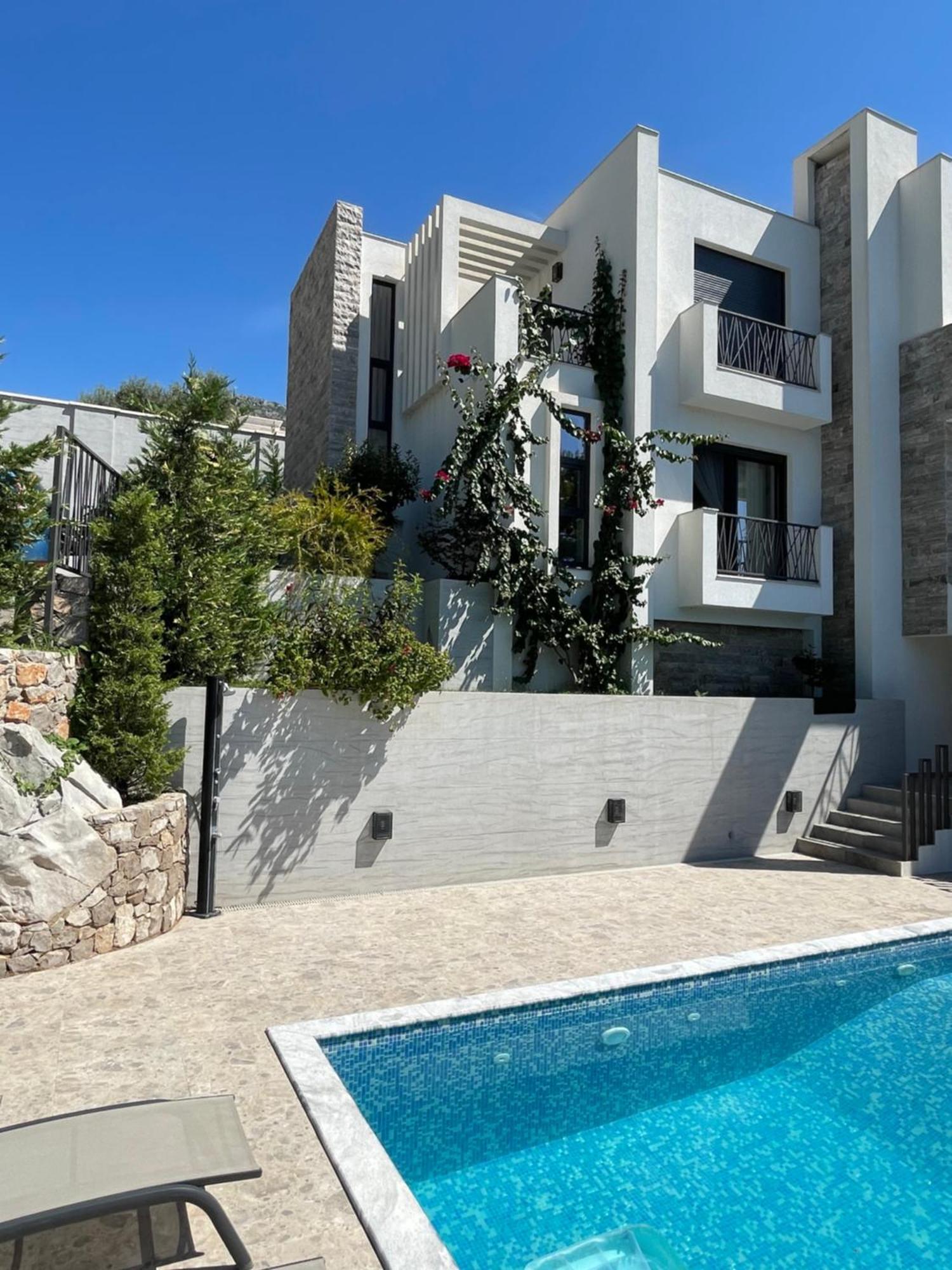 Villa Pine Бар Экстерьер фото